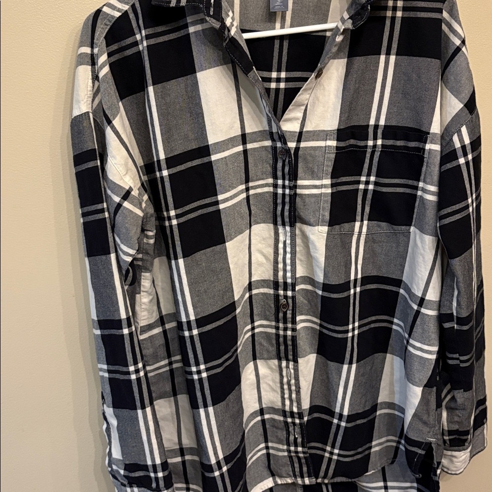 Old Navy Black and White Checkered Shirt